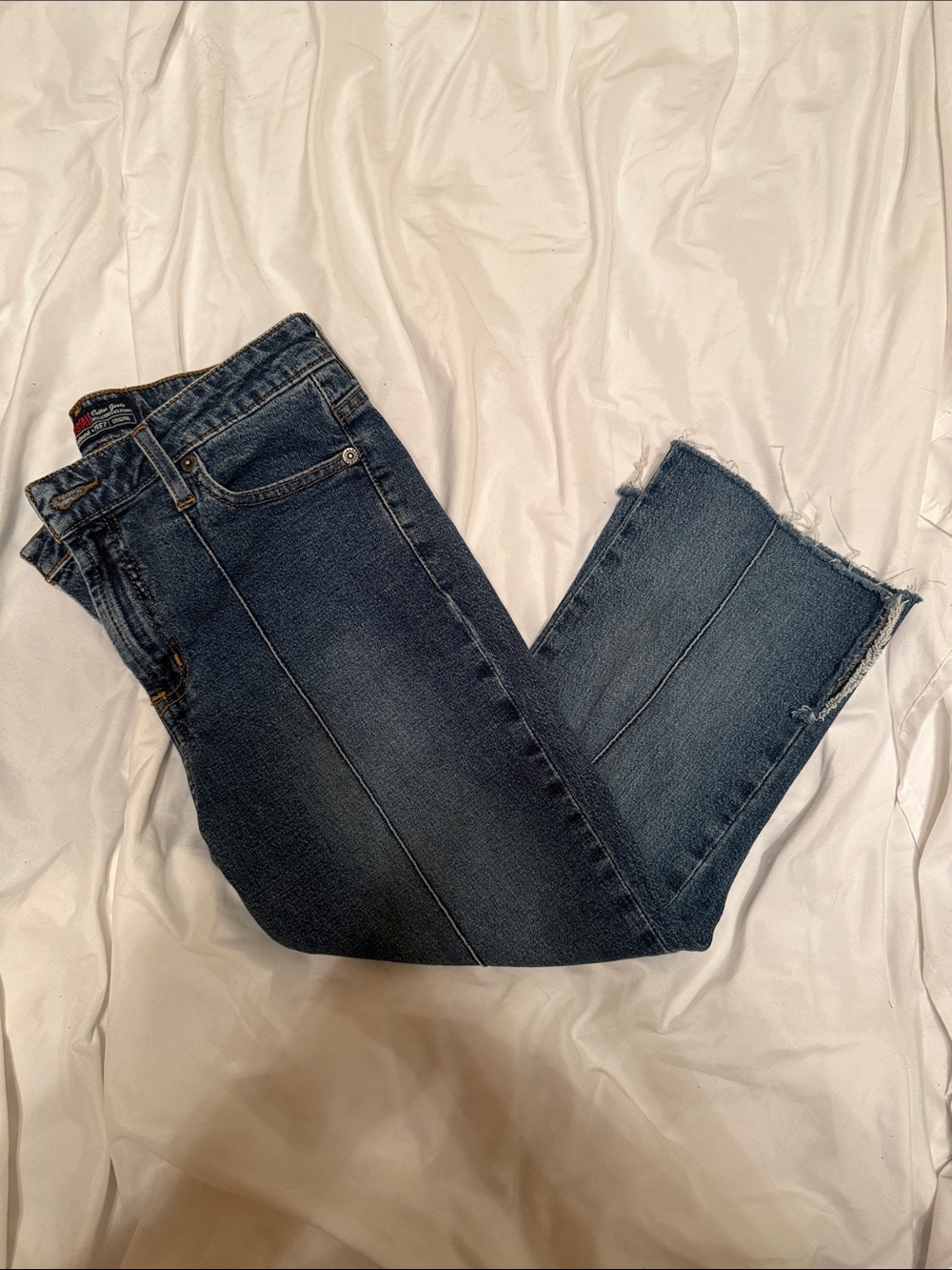 Vintage Y2K Aeropostale Capri Jeans Size 3/4 Raw Frayed Hem Straight Leg